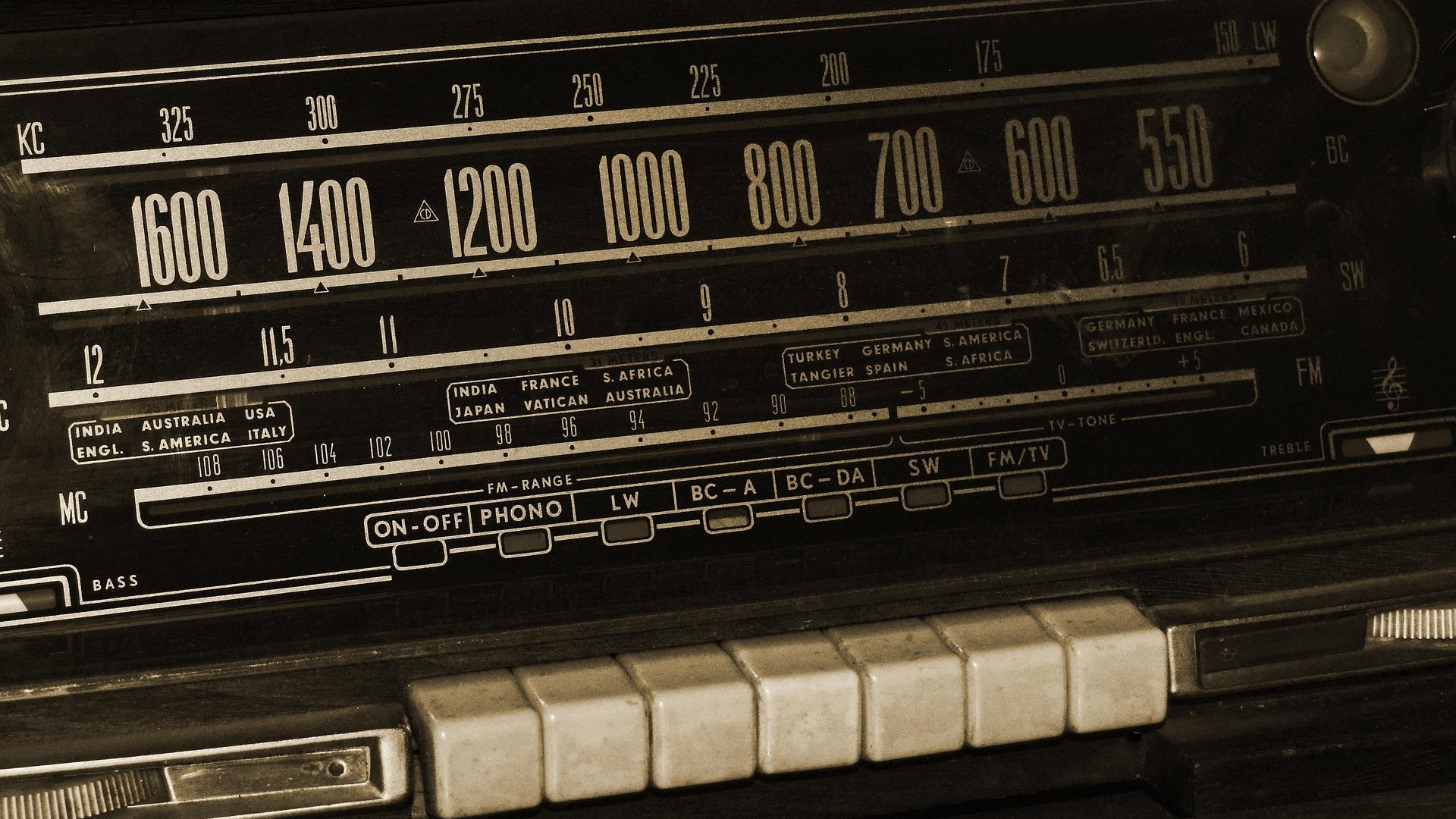 radio-1594819_1920 radio-1594819_1920